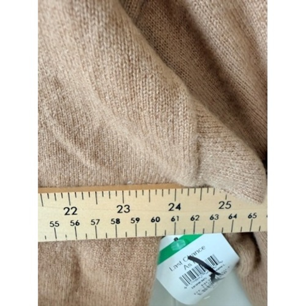 Nordstrom Womens 100% Cashmere Turtleneck Sweater Tan Camel Size M Hole Repair - Picture 4 of 5